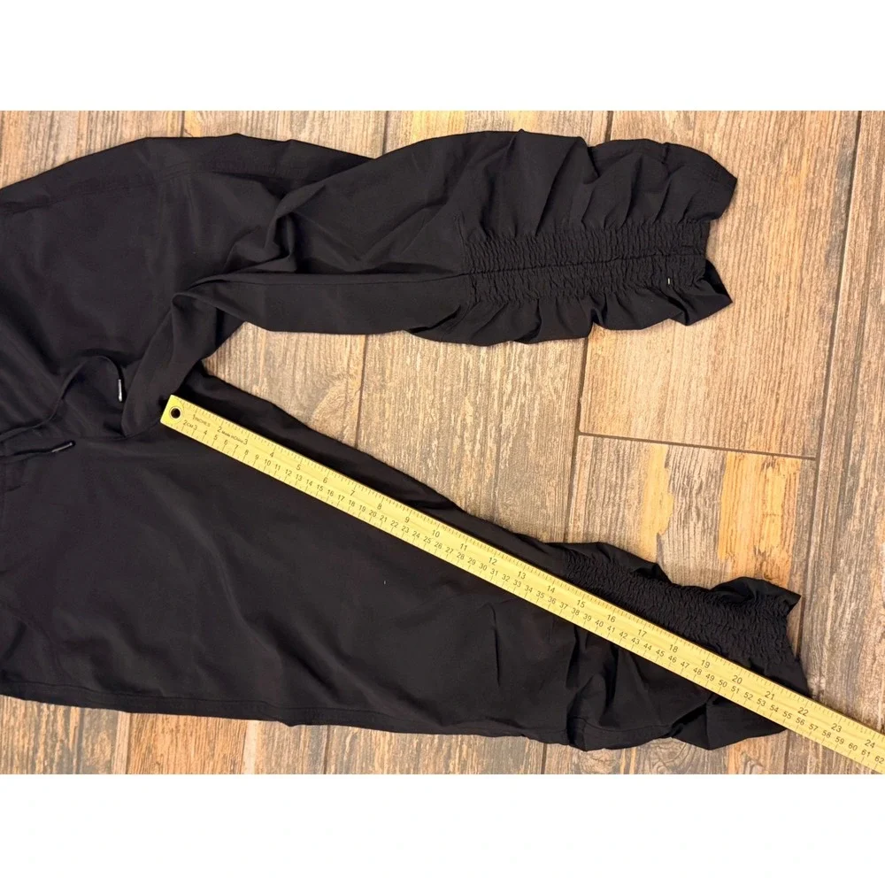 Athleta Capri Pants Black Ruched Leg Joggers Size 2 OVERSIZED Yoga Gym‎ Casual